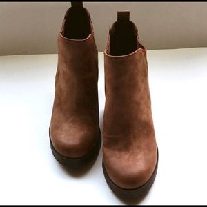 Sam & Libby brown booties